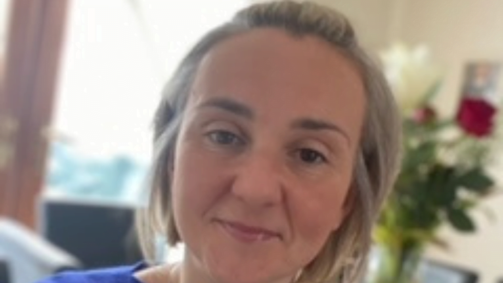 Gillian, Assistant Service Manager for our Suicide Bereavement Support Service, smiling to the camera
